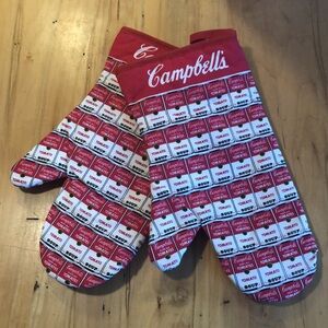 Campbell’s Soup Tomato soup cans oven mitts